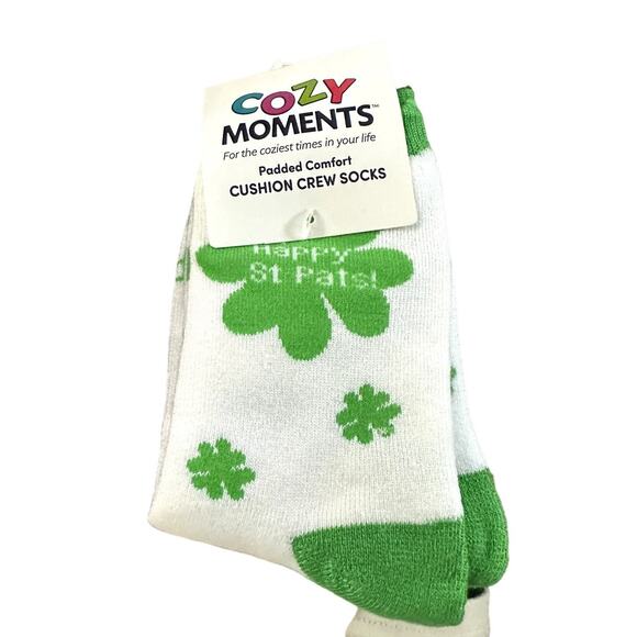 Cozy Moments St Pattys socks - Picture 2 of 3